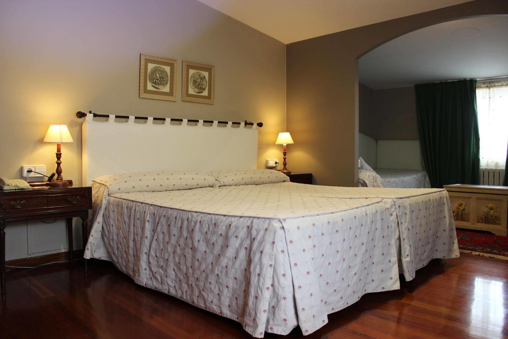 Hotel O Pino Εξωτερικό φωτογραφία